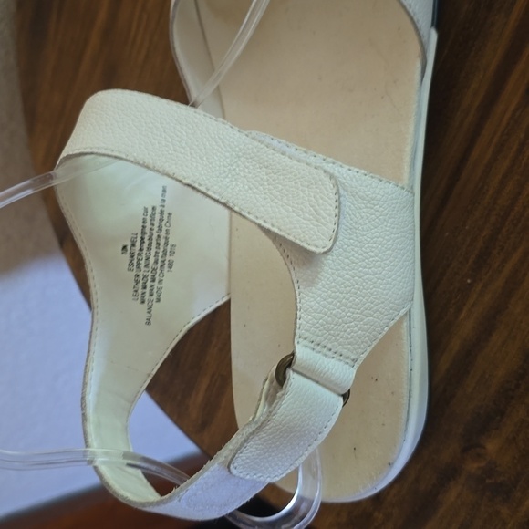 Easy Spirit Womens White Leather Adjustable Sandals Strappy Minimalist Sz.10 - Picture 9 of 11